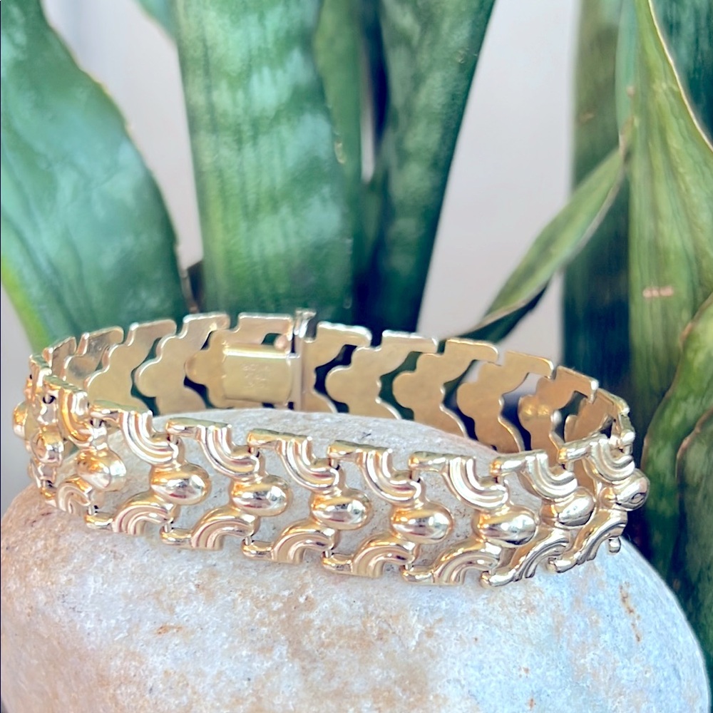 14 karat Gold Bracelet